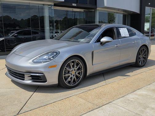 2020 Porsche Panamera 4S