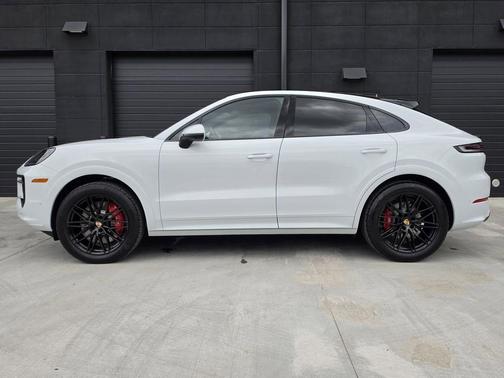 2026 Porsche Cayenne S Coupe AWD