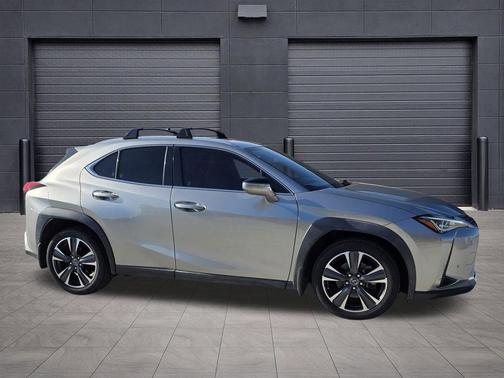 2019 Lexus UX 200 Base