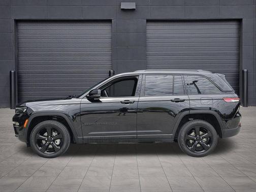 Diamond Black 2024 Jeep Grand Cherokee Limited