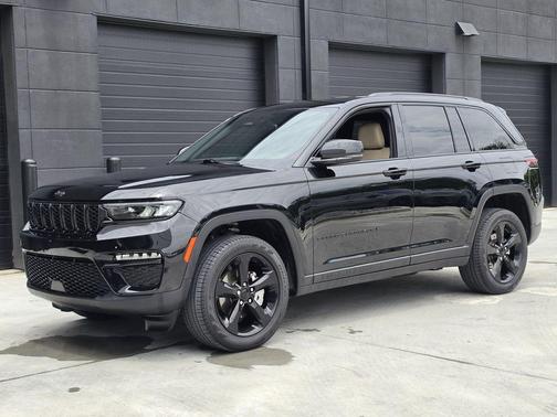 Diamond Black 2024 Jeep Grand Cherokee Limited