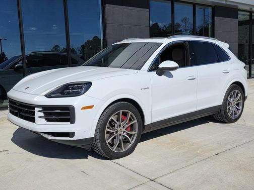 2025 Porsche Cayenne S