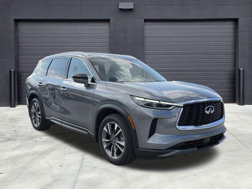 2022 INFINITI QX60 Luxe