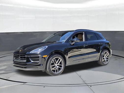 Volcano Grey Metallic 2025 Porsche Macan