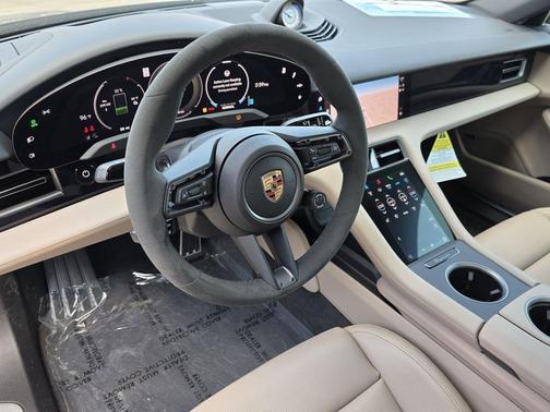 2025 Porsche Taycan 4S