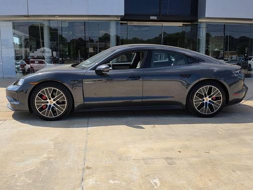 2025 Porsche Taycan 4S