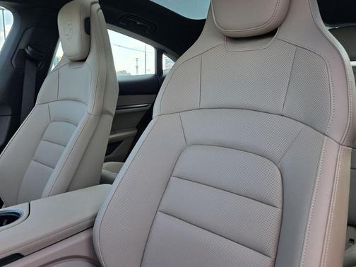 2025 Porsche Taycan 4S