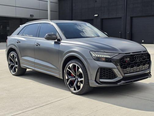 Daytona Gray Pearl Effect 2022 Audi RS Q8 4.0T quattro