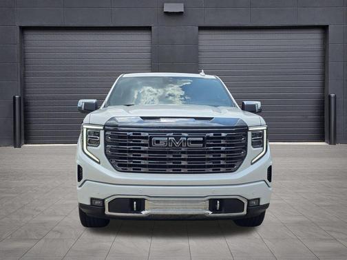 White Frost Tri-Coat 2024 GMC Sierra 1500 Denali Ultimate