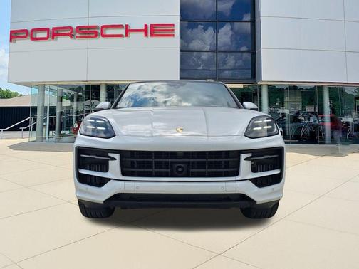 2025 Porsche Cayenne S Coupe AWD