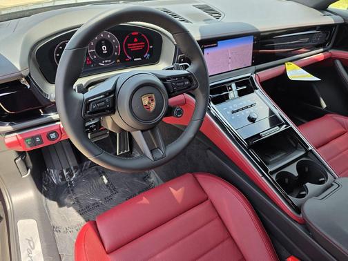 2025 Porsche Panamera Base