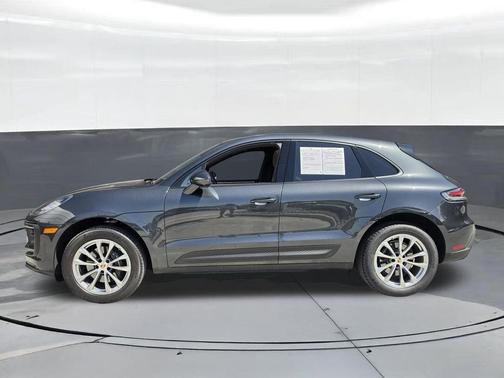 Volcano Grey Metallic 2023 Porsche Macan
