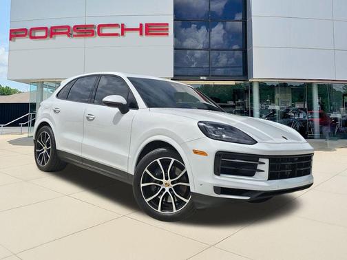 2024 Porsche Cayenne Base