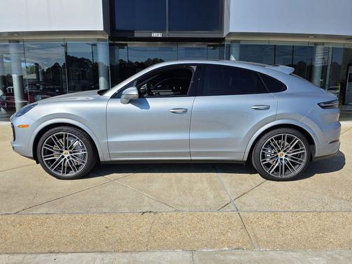 2022 Porsche Cayenne Turbo Coupe AWD