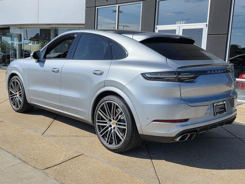 2022 Porsche Cayenne Turbo Coupe AWD