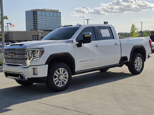 Summit White 2022 GMC Sierra 2500 Denali