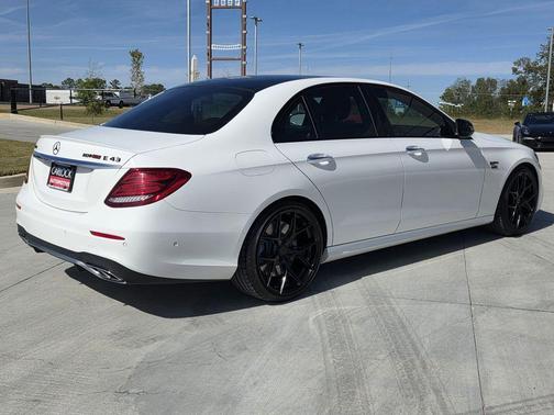 2018 Mercedes-Benz AMG E 43 Base 4MATIC