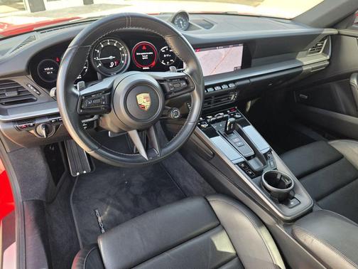2020 Porsche 911 Carrera S
