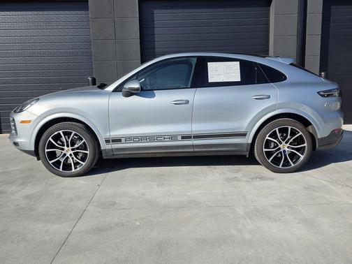 2021 Porsche Cayenne AWD