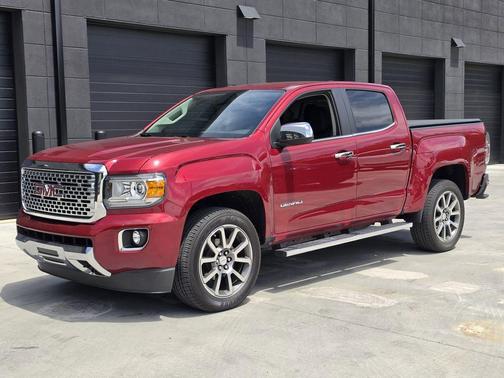 Red Quartz Tintcoat 2019 GMC Canyon Denali