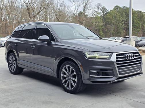 2019 Audi Q7 55 Premium Plus
