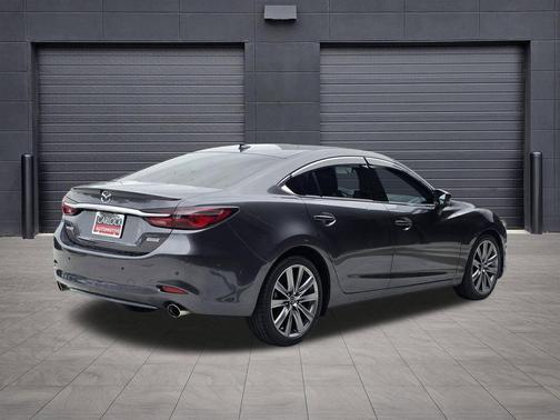 Machine Gray Metallic 2018 Mazda Mazda6 Signature