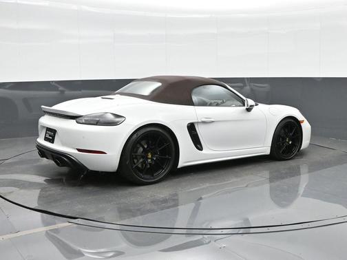 2022 Porsche 718 Boxster GTS