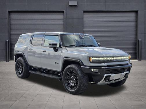 Meteorite Metallic 2025 GMC HUMMER EV SUV 2X