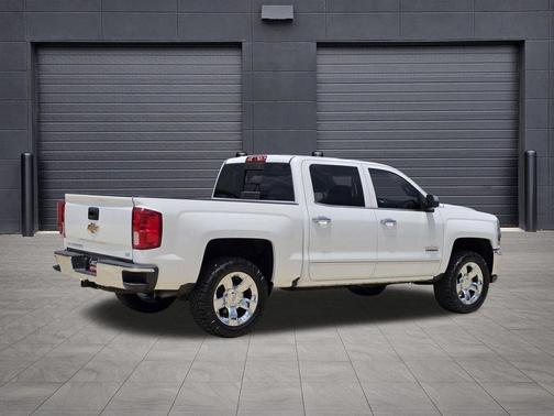 Summit White 2018 Chevrolet Silverado 1500 1LZ