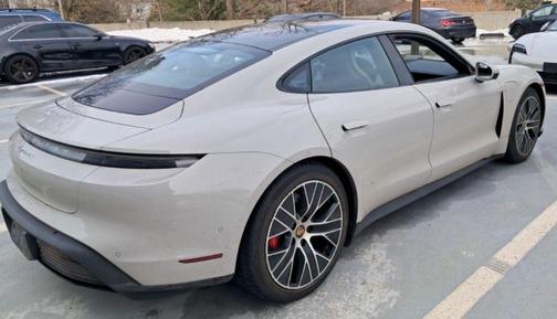 2022 Porsche Taycan 4S