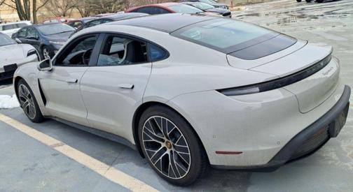 2022 Porsche Taycan 4S