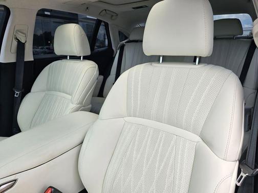 2023 Lexus LS 500 Base