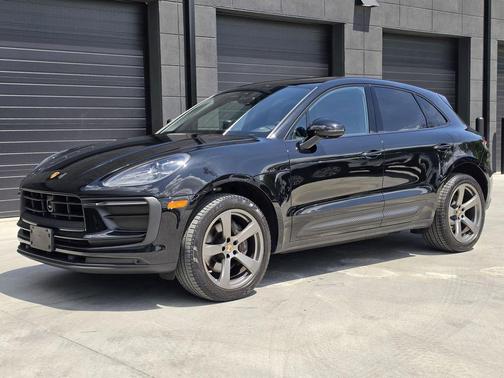 2023 Porsche Macan 