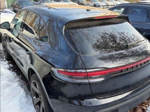 2023 Porsche Macan 