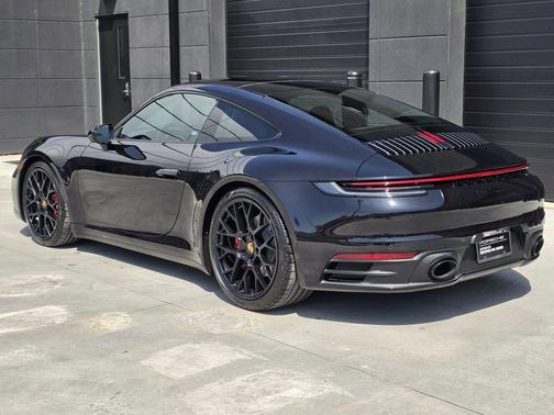 2024 Porsche 911 Carrera 4S