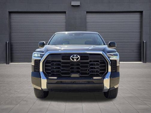 Midnight Black Metallic 2024 Toyota Tundra SR5