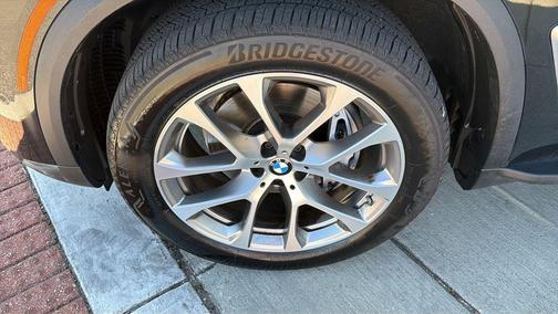 2025 BMW X5 sDrive40i