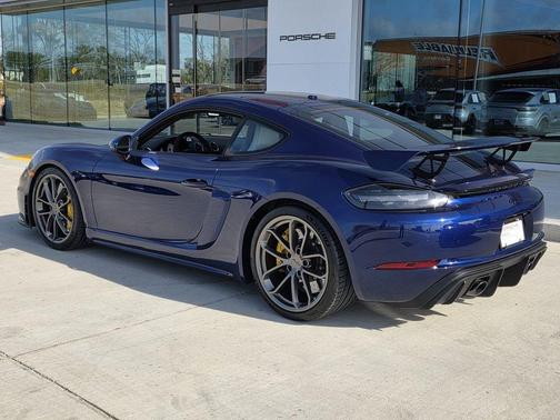 2021 Porsche 718 Cayman GT4