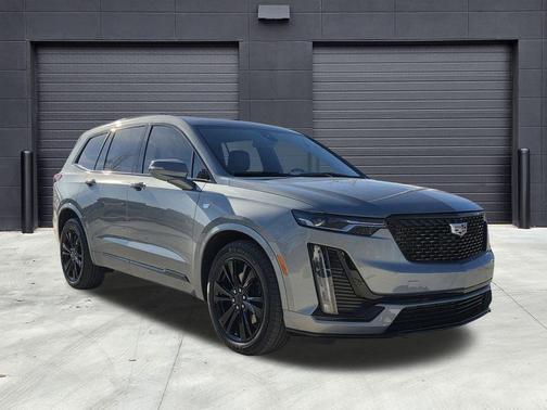 2023 Cadillac XT6 Premium Luxury FWD