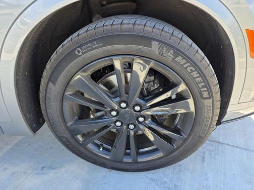 2023 Cadillac XT6 Premium Luxury FWD