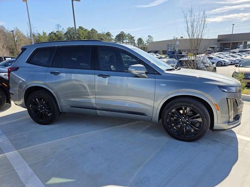 2023 Cadillac XT6 Premium Luxury FWD