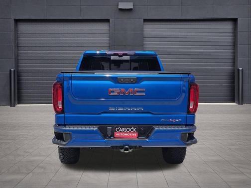 Dynamic Blue Metallic 2022 GMC Sierra 1500 AT4X