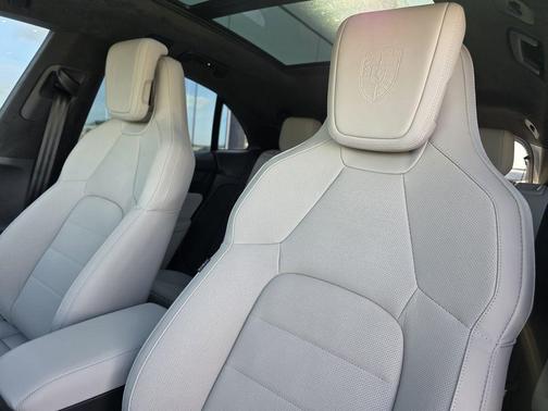 Black 2025 Porsche Macan Turbo
