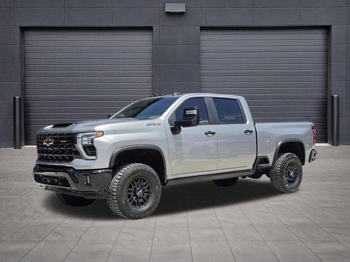 Sterling Gray Metallic 2025 Chevrolet Silverado 2500 ZR2