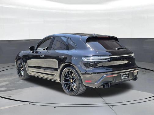 Jet Black Metallic 2023 Porsche Macan GTS