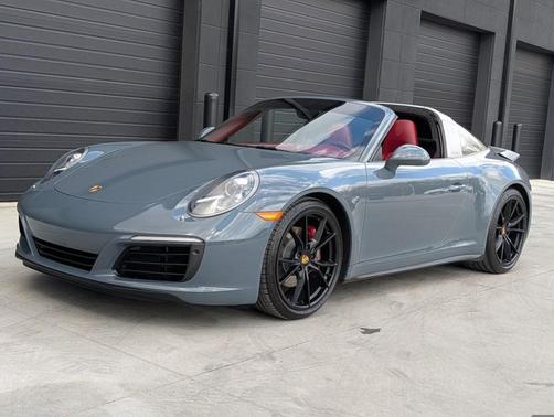 2017 Porsche 911 Targa 4