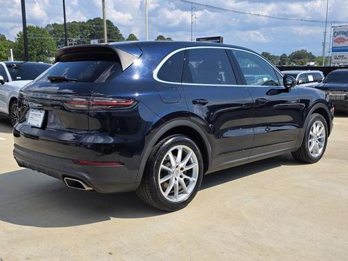 2019 Porsche Cayenne Base