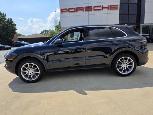 2019 Porsche Cayenne Base