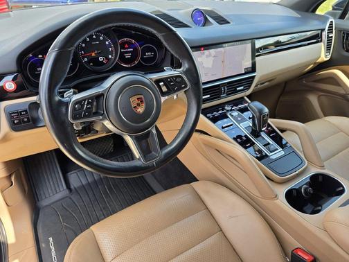 2019 Porsche Cayenne Base