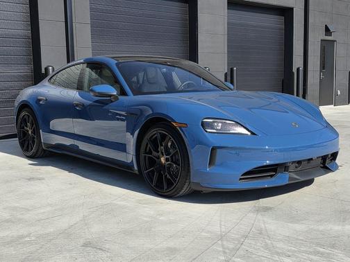 2026 Porsche Taycan 4